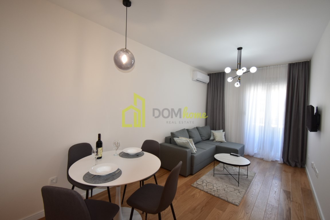 Jednosoban stan 40m2, Central Point